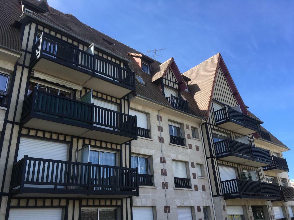 L'Atelier Des Planches Daire Deauville Dış mekan fotoğraf